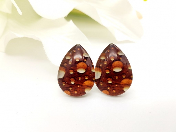 Tropfenform Tropfen Ohrstecker braun